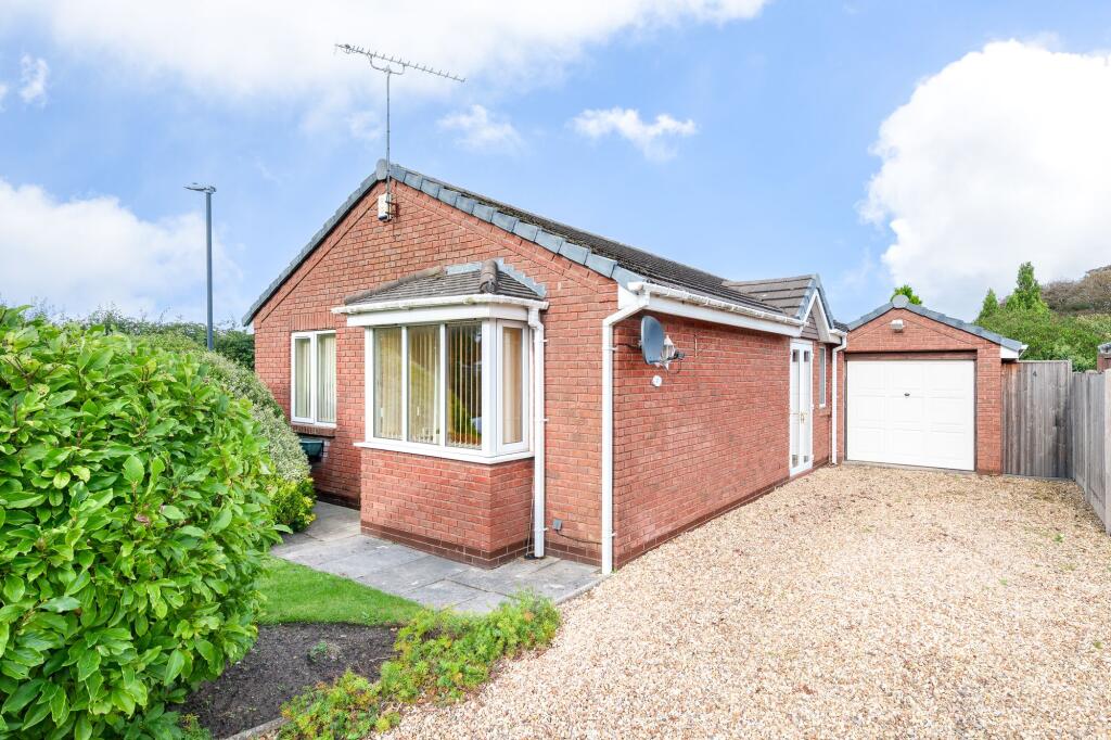 Main image of property: Meadowbrook, Burscough, L40
