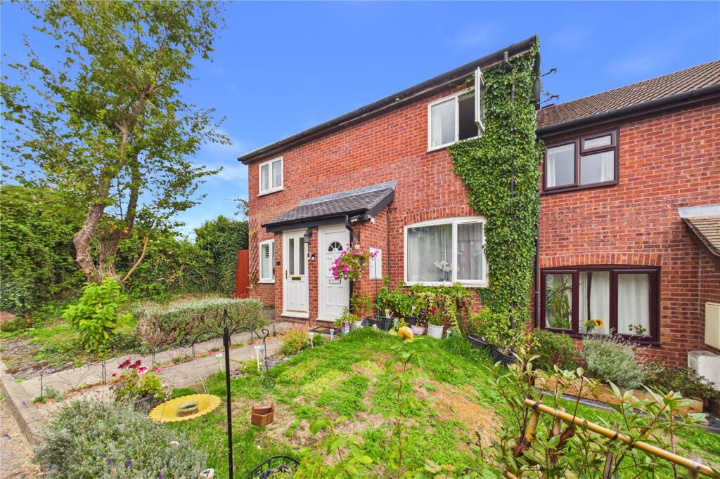 Main image of property: Stable Close, Burghfield Common, Reading, Berkshire, RG7