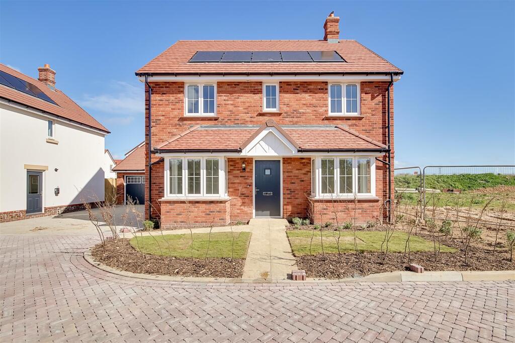 Main image of property: Malthouse Meadows, West Street, Sompting