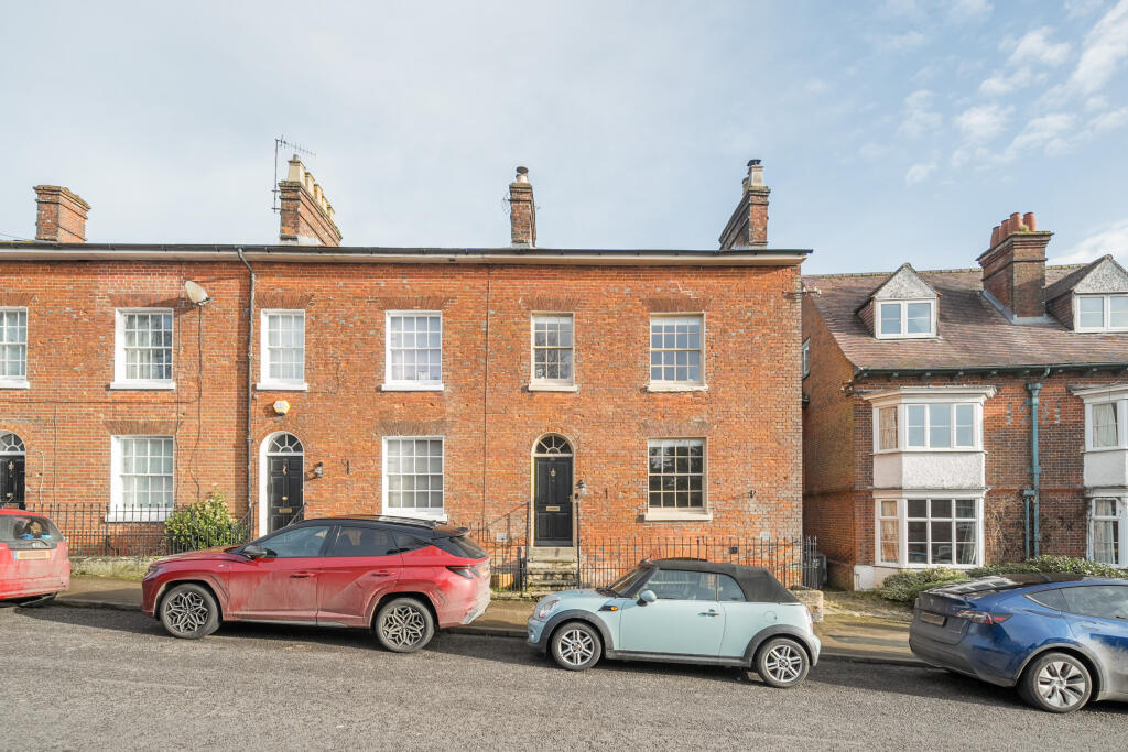 Main image of property: Kingsbury Street, Marlborough, SN8