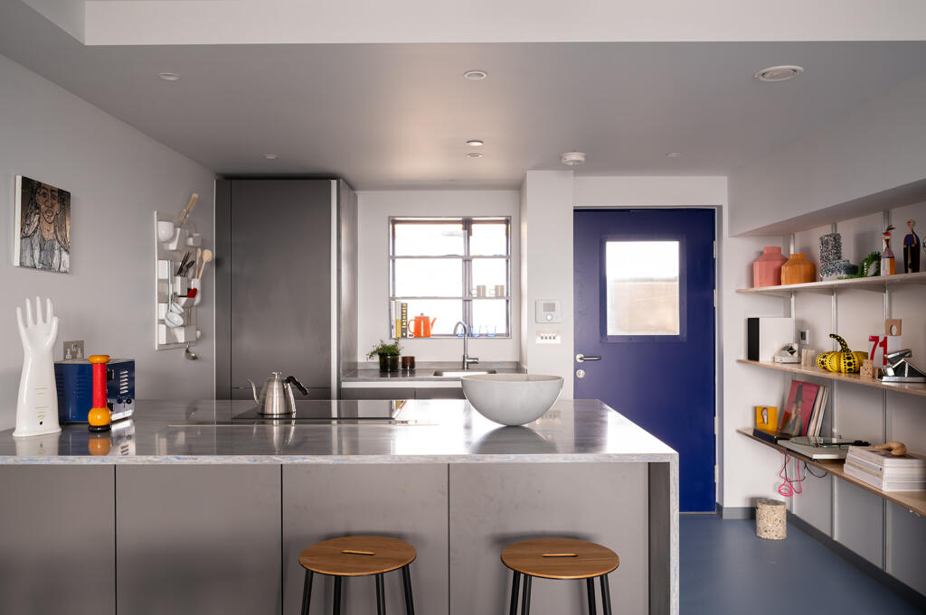 Main image of property: Balfron Tower, St Leonards Road, London, E14 0UY