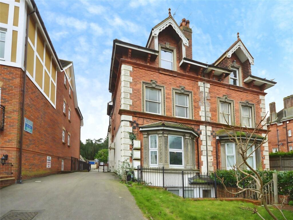Main image of property: Park Road, Tunbridge Wells, Kent, TN4