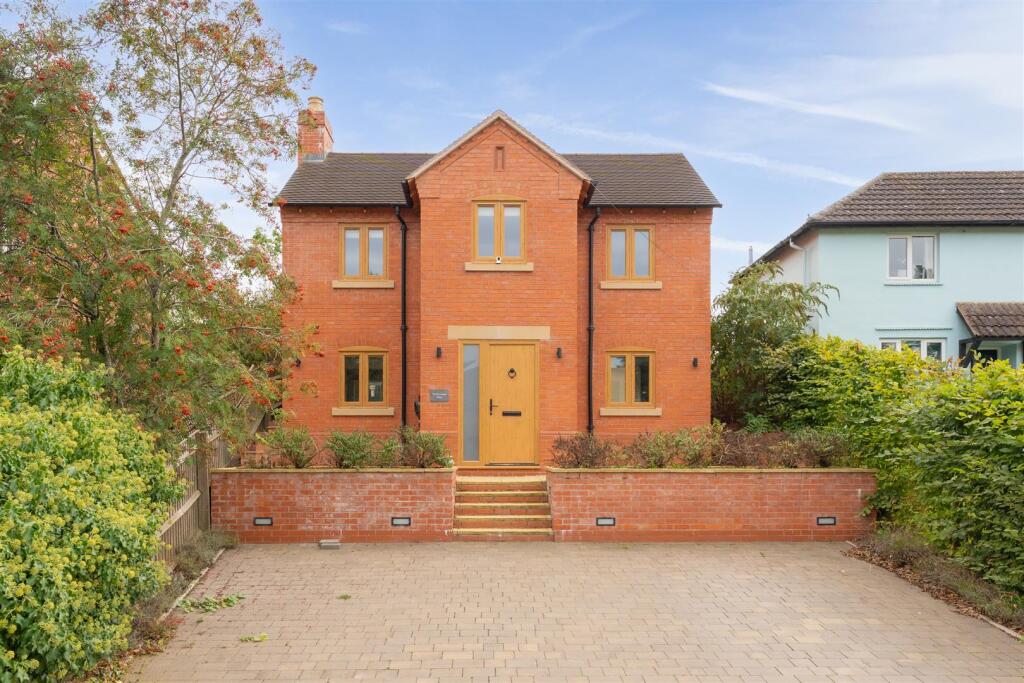 Main image of property: Ashorne, Warwick