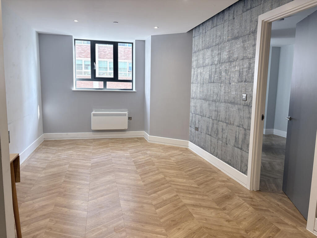 Main image of property: Beaufort House, Newhall Street, Birmingham, B3 1