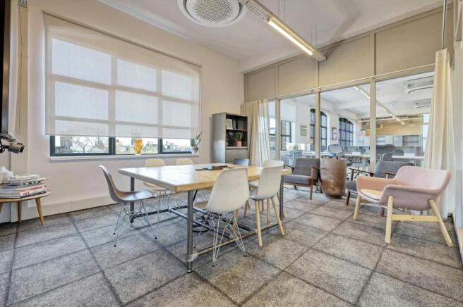 Laszlo Meeting Rooms