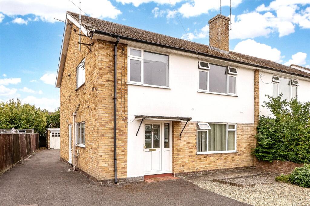 Main image of property: Merritt Road, Didcot, Oxfordshire, OX11
