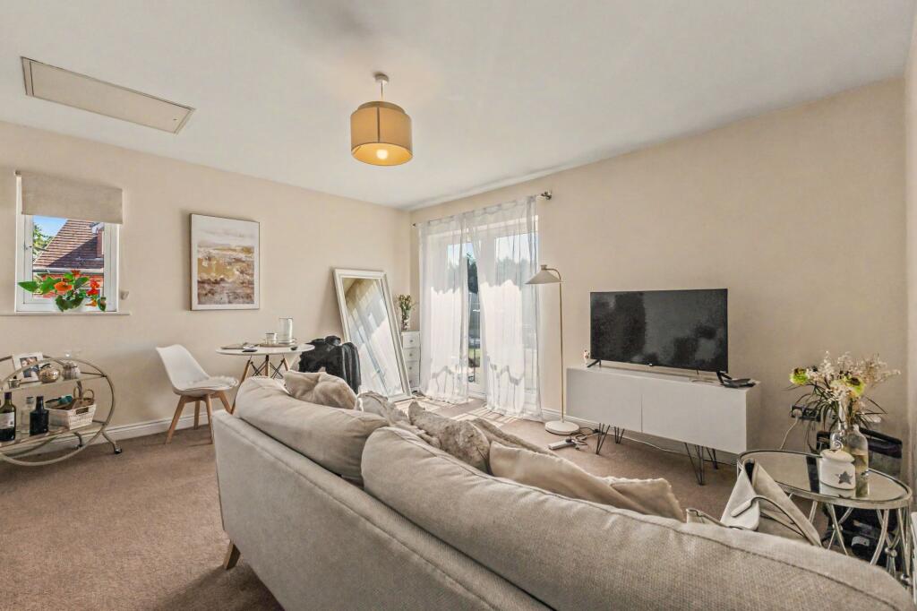 Main image of property: Portia Road, Stratford-Upon-Avon, CV37