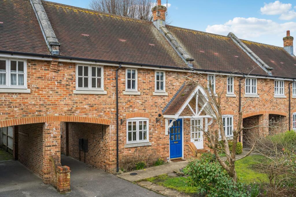 Main image of property: Augustine Mews, Great Missenden, HP16