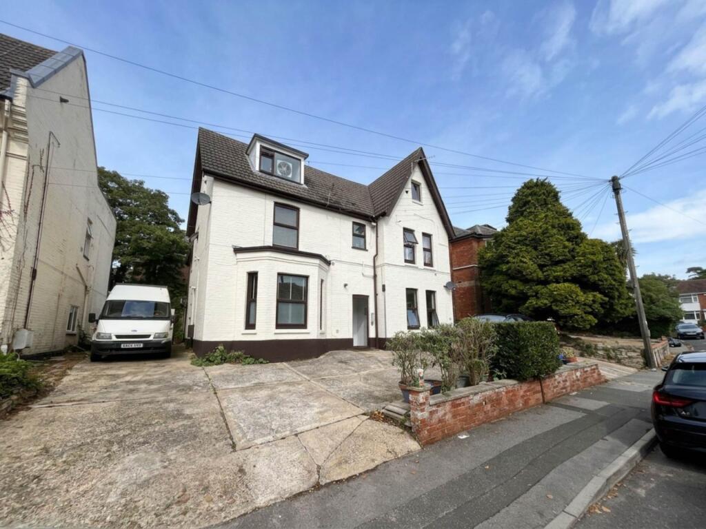 Main image of property: Hengist Road, Boscombe, Bournemouth, Dorset, BH1