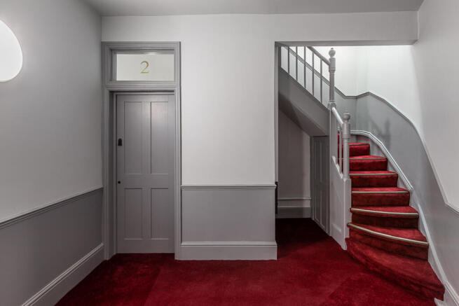 Photo 21. Residential communal landing .
