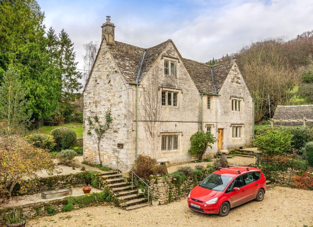 Main image of property: Wick Street, Stroud, GL6