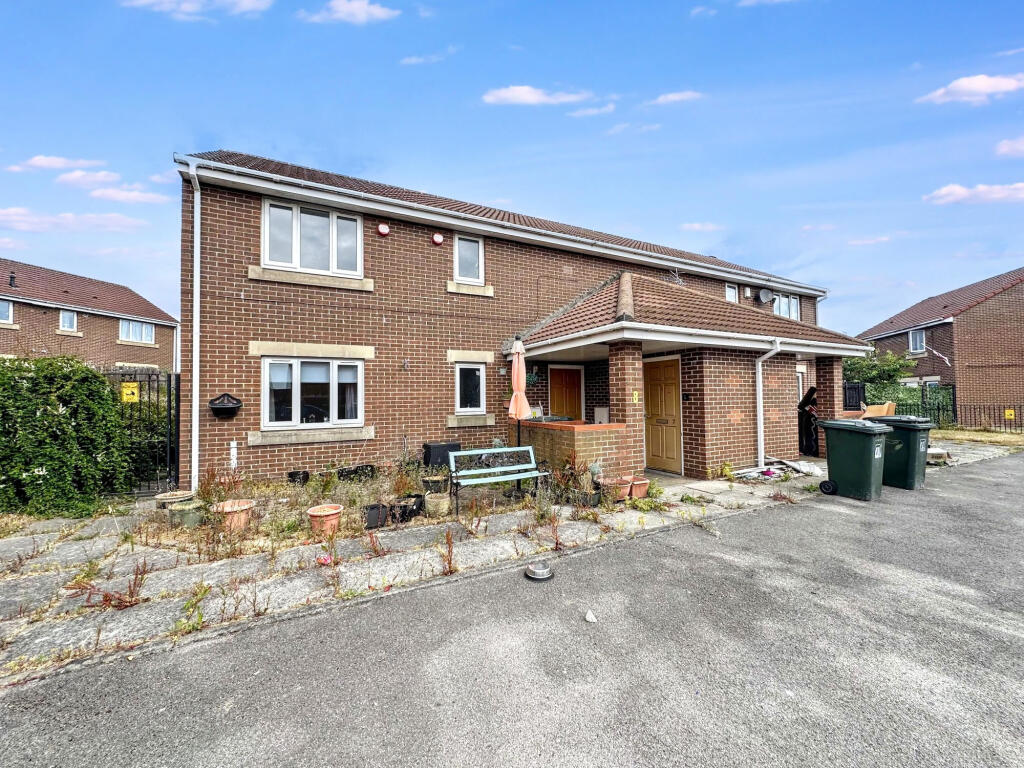 Main image of property: Richmond Grove, North Shields, Tyne and Wear, NE29 7QZ