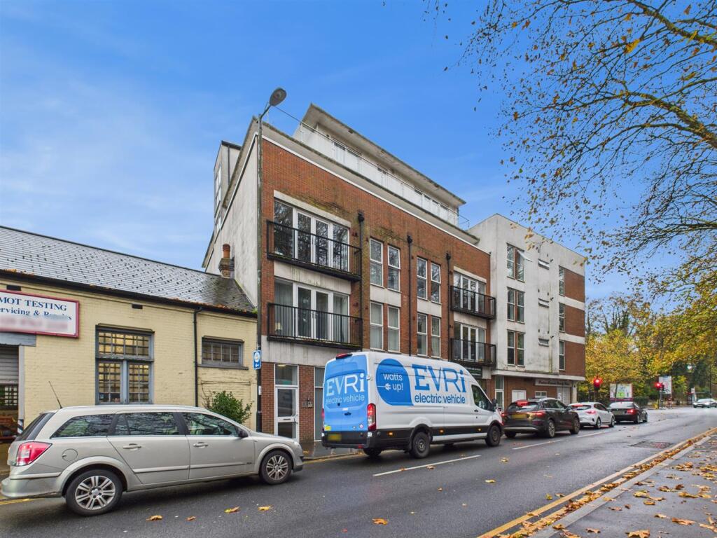 Main image of property: Flat 10 Leo House23 Lion Green RoadCoulsdonSurrey