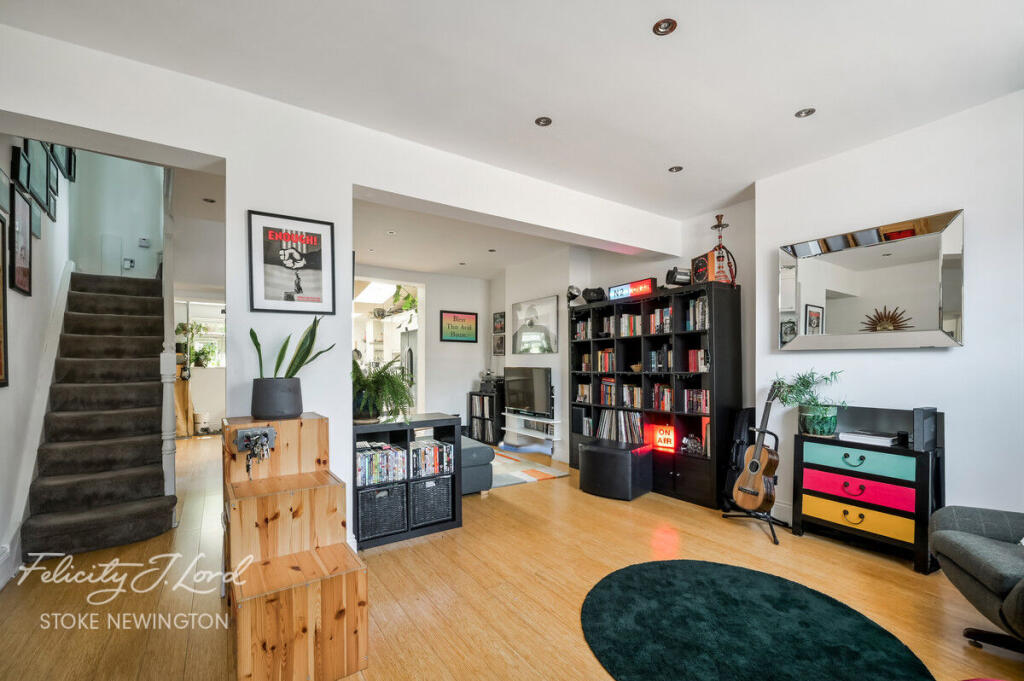 Main image of property: Sanford Lane, London N16