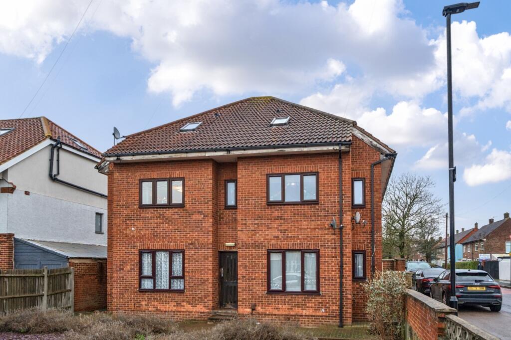 Main image of property: Woolacombe Road London SE3
