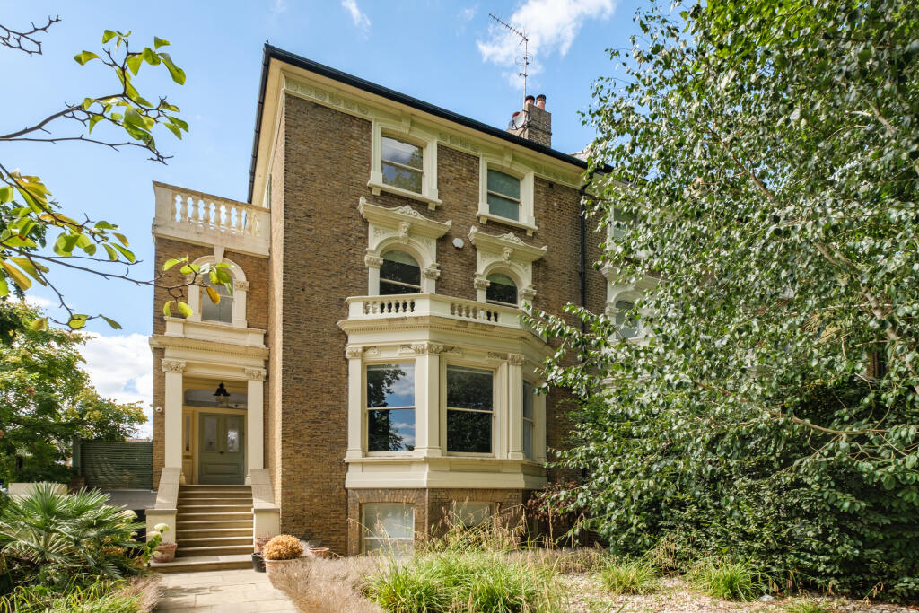 Main image of property: Highbury New Park, London, N5