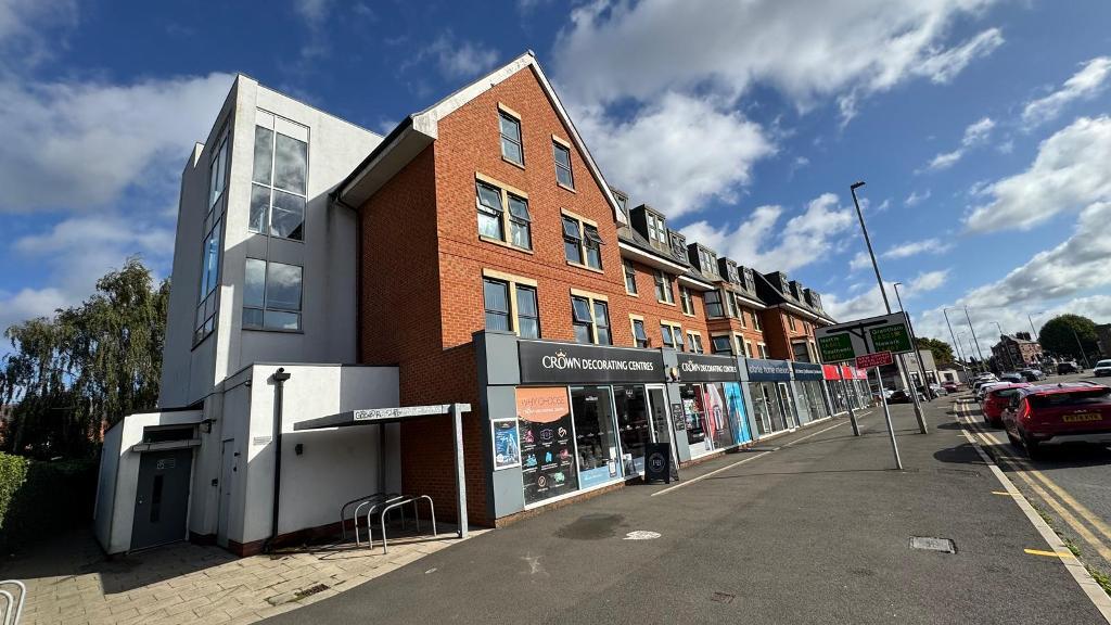 Main image of property: Radcliffe Road, West Bridgford, Nottinghamshire, NG2 5BR