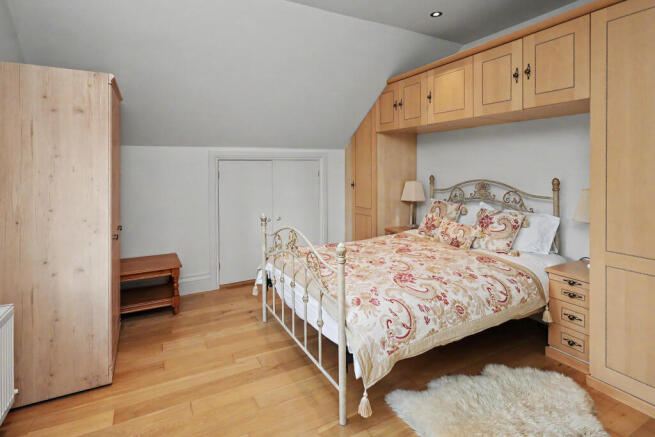 4 Beech Hill, Barnet, EN4 0JP