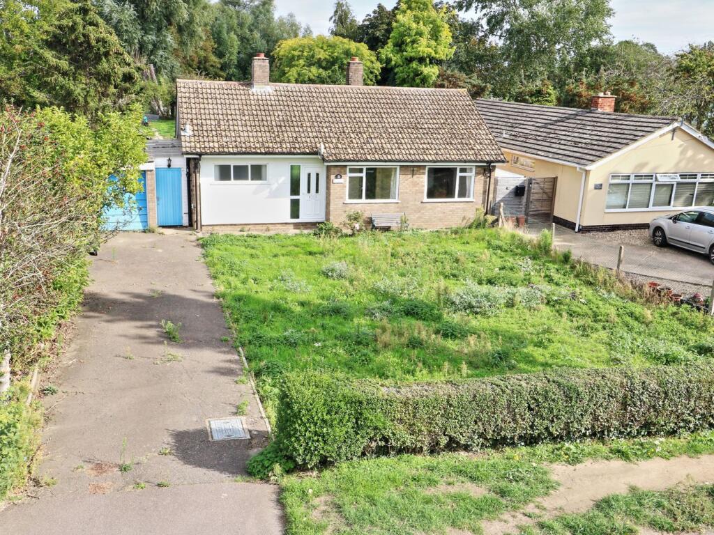 Main image of property: The Lane, Wyboston, Bedford, MK44