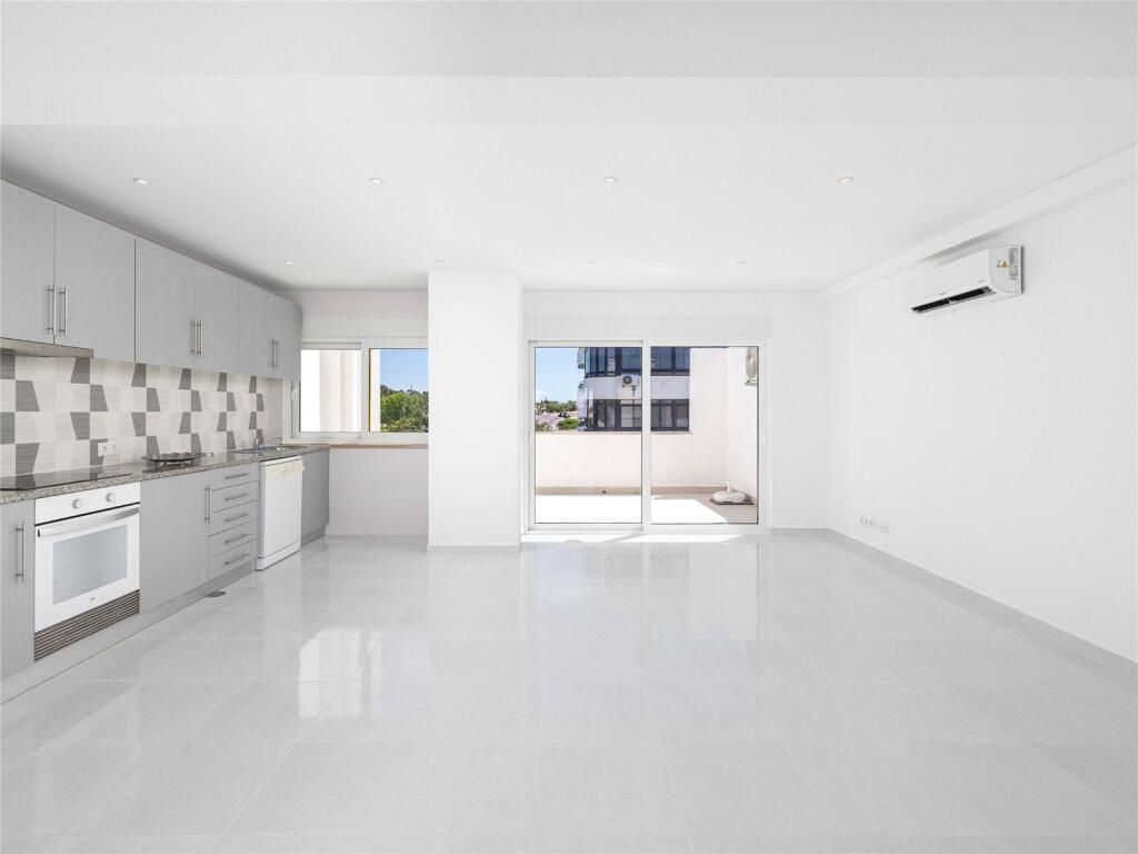 Main image of property: Quinta Romao, Quarteira, Albufeira