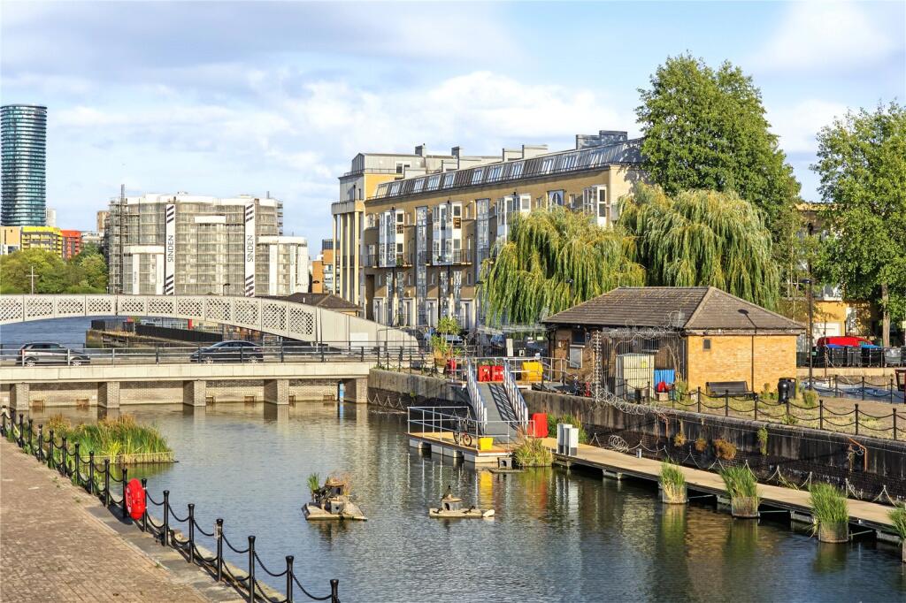 Main image of property: Greenland Passage, Surrey Docks SE16