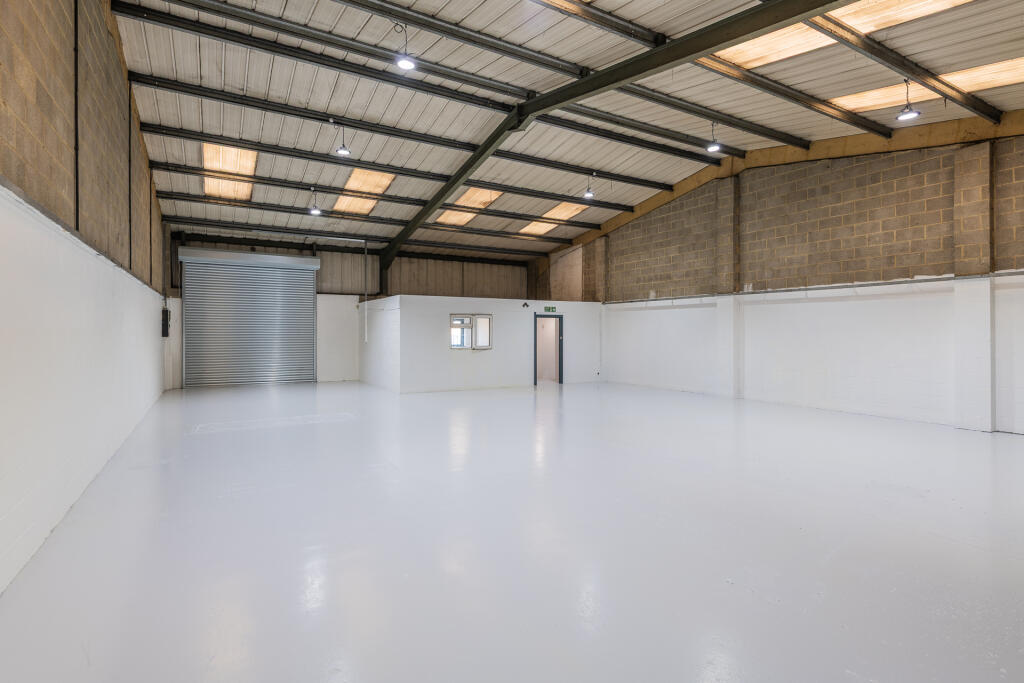 Unit 18 Horcott Industrial Estate, Fairford WEB-23.jpg