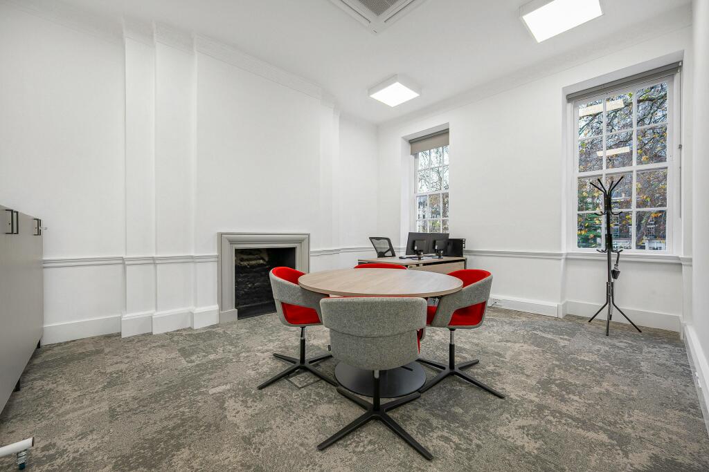 OFFICE10.jpg