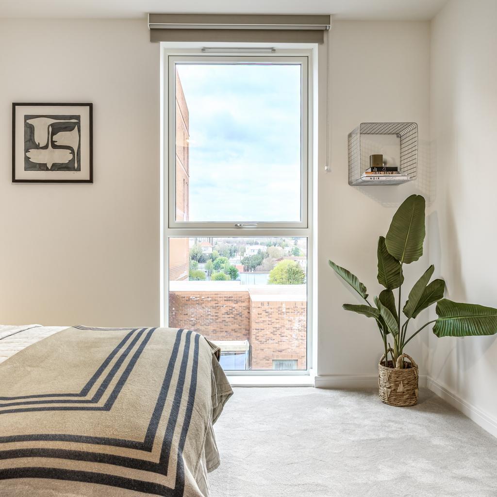 Main image of property: 22 Zenith House 
