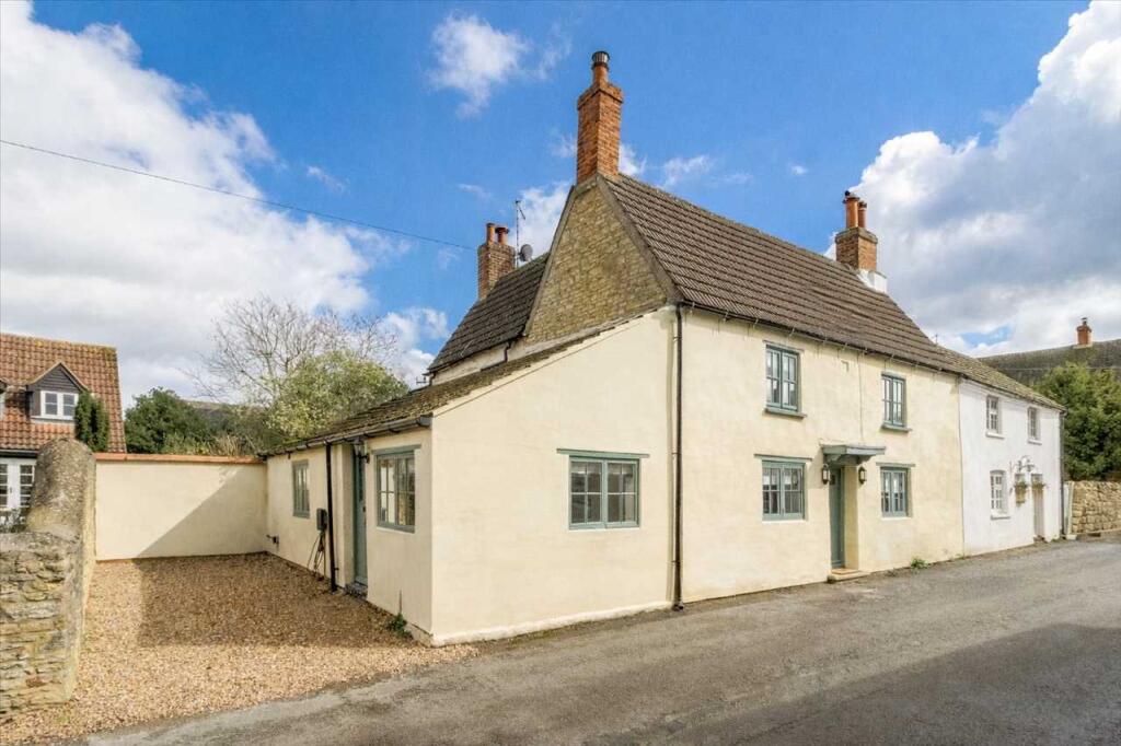 Main image of property: High Street, Carlton