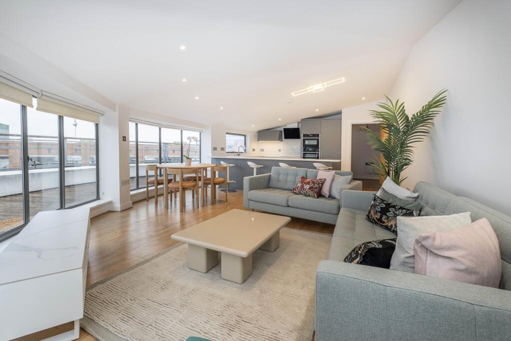 Main image of property: Avante Court Kingston Upon Thames KT1