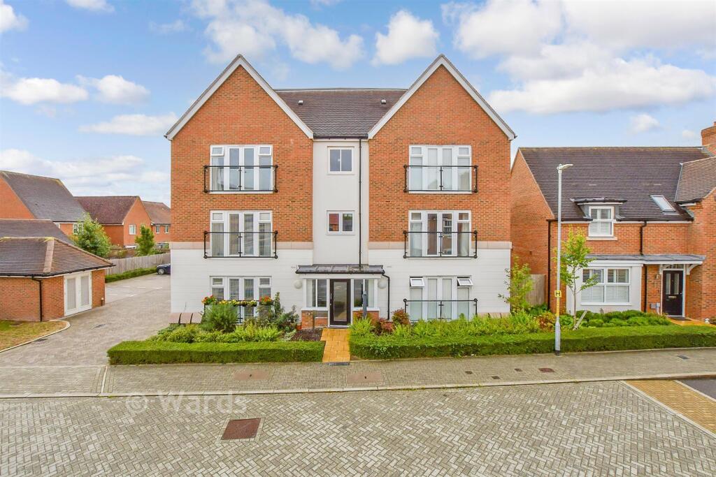 Main image of property: Royal Crescent, Kings Hill, Kent
