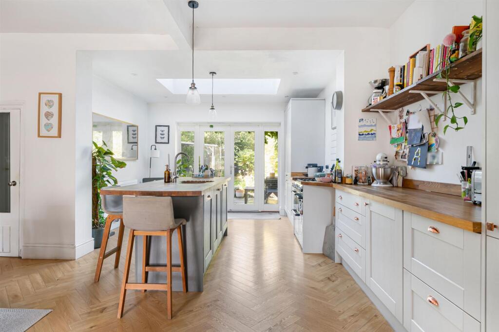 Main image of property: Osborne Road, Petersfield
