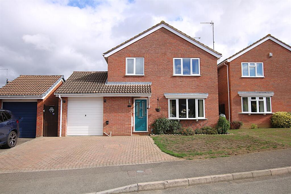Main image of property: Crownsmead, West Hunsbury
