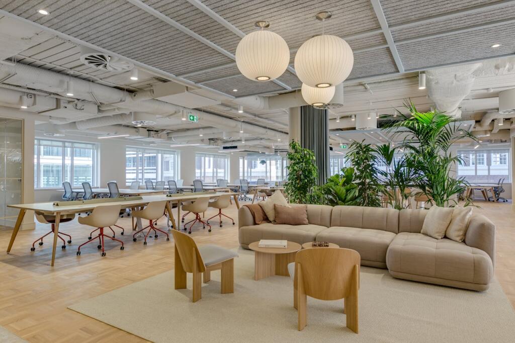 Main image of property: 10 Dominion Street, London, EC2M 2EF