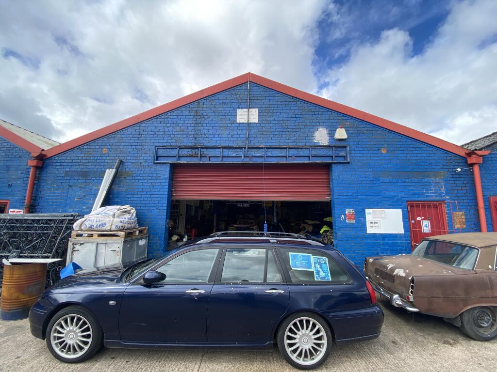 Main image of property: Unit 4, St Annes Industrial Estate, Willenhall