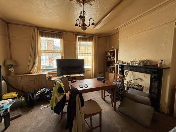 Flat 1