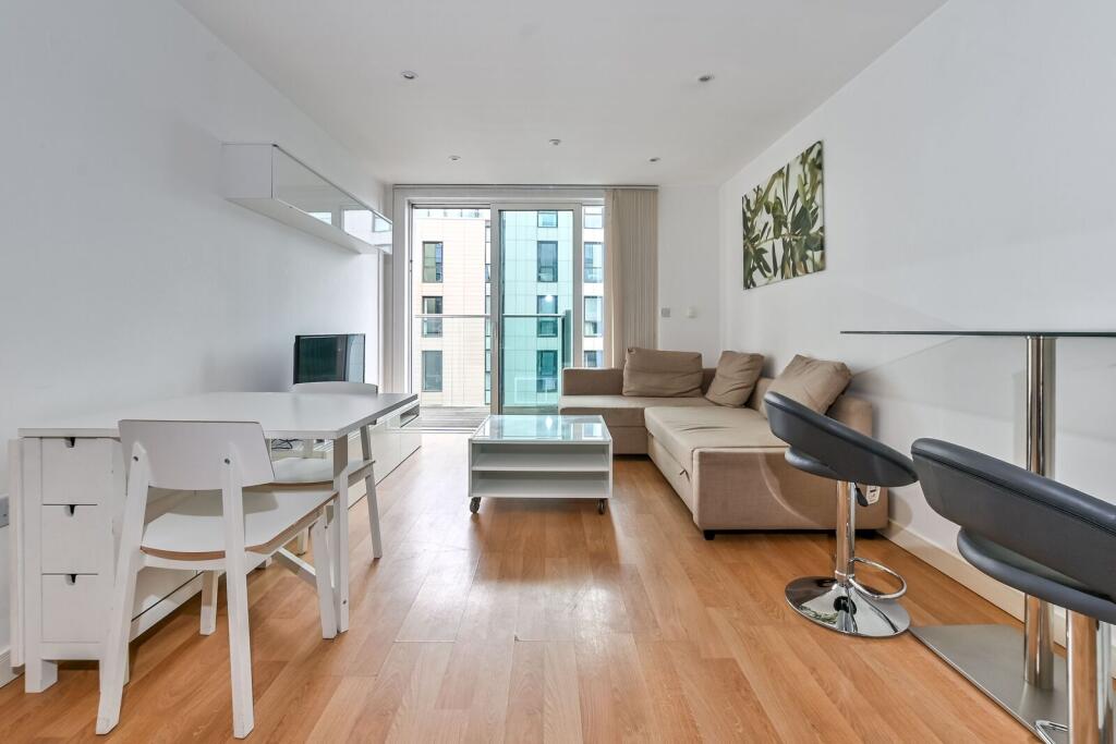Main image of property: Woodberry Grove, Manor House, London, N4