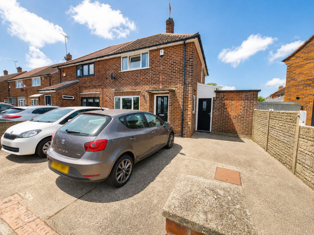 Main image of property: Park Hall Road, Mansfield Woodhouse, NG19