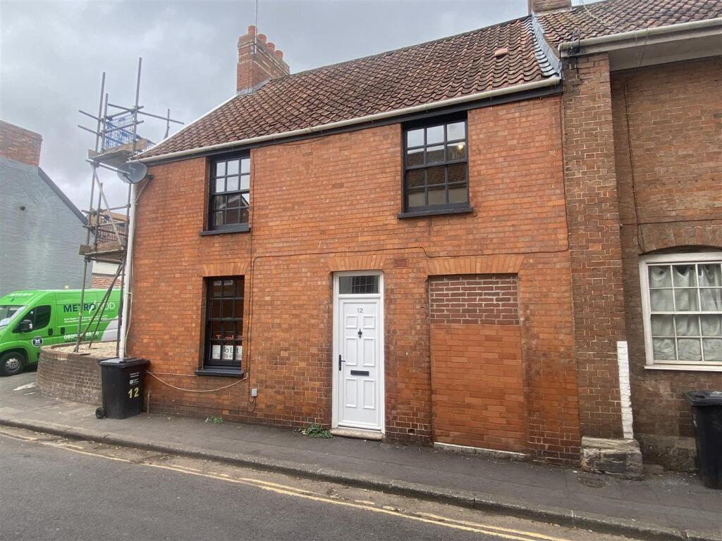 Main image of property: Frian Street, Bridgwater, TA6 3LH