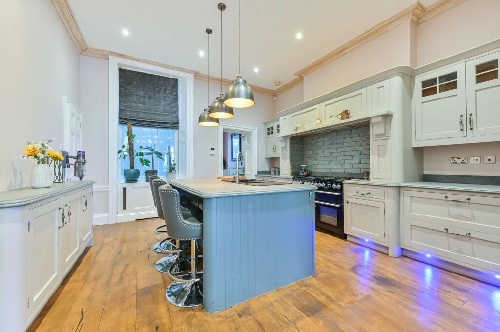 Main image of property: John Street, Bloomsbury, London, WC1N