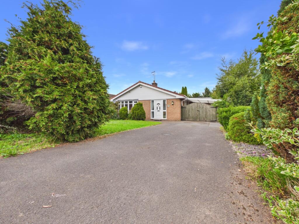 Main image of property: 16 Longford Road, Newport