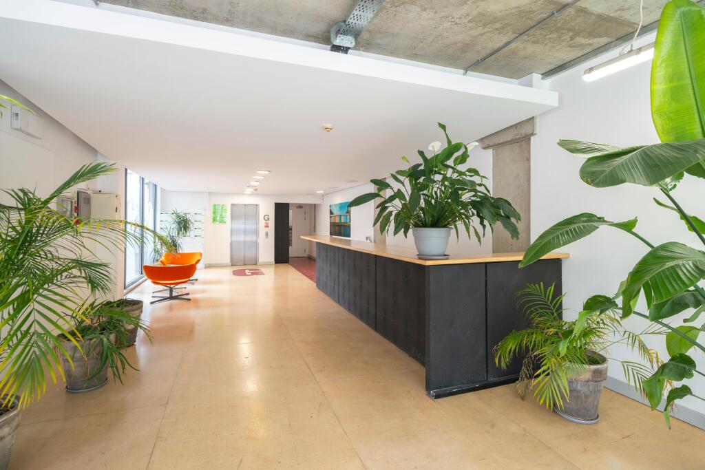 Main image of property: 8 Orsman Road, De Beauvoir, London, N1 5QJ