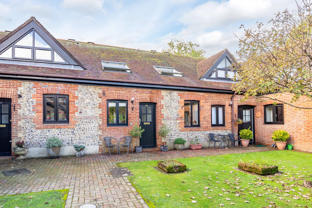 Main image of property: Sondes Farm, Glebe Road