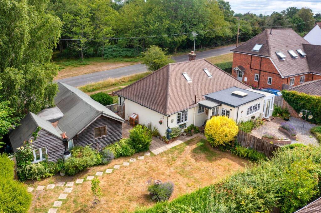 Main image of property: Stoke Row Road, Kingwood, Henley-on-Thames, South Oxfordshire