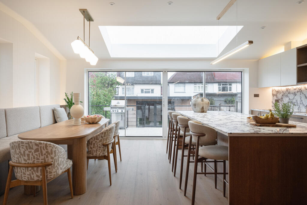 Main image of property: St Johns Road, London, NW11