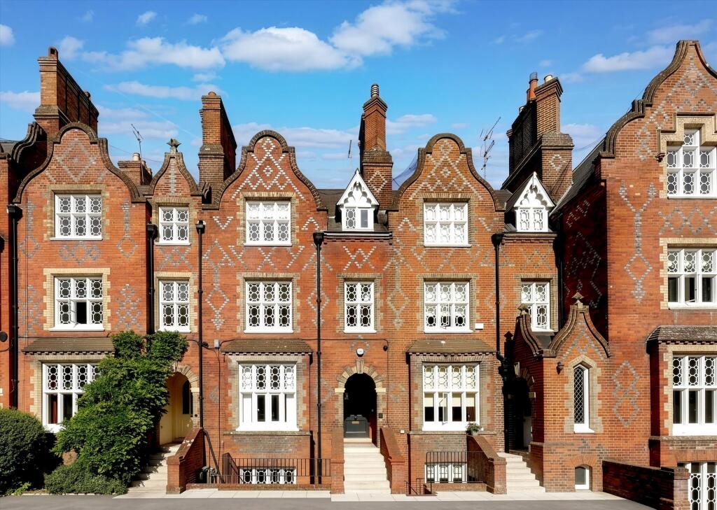 Main image of property: Kings Road, Windsor, Berkshire SL4