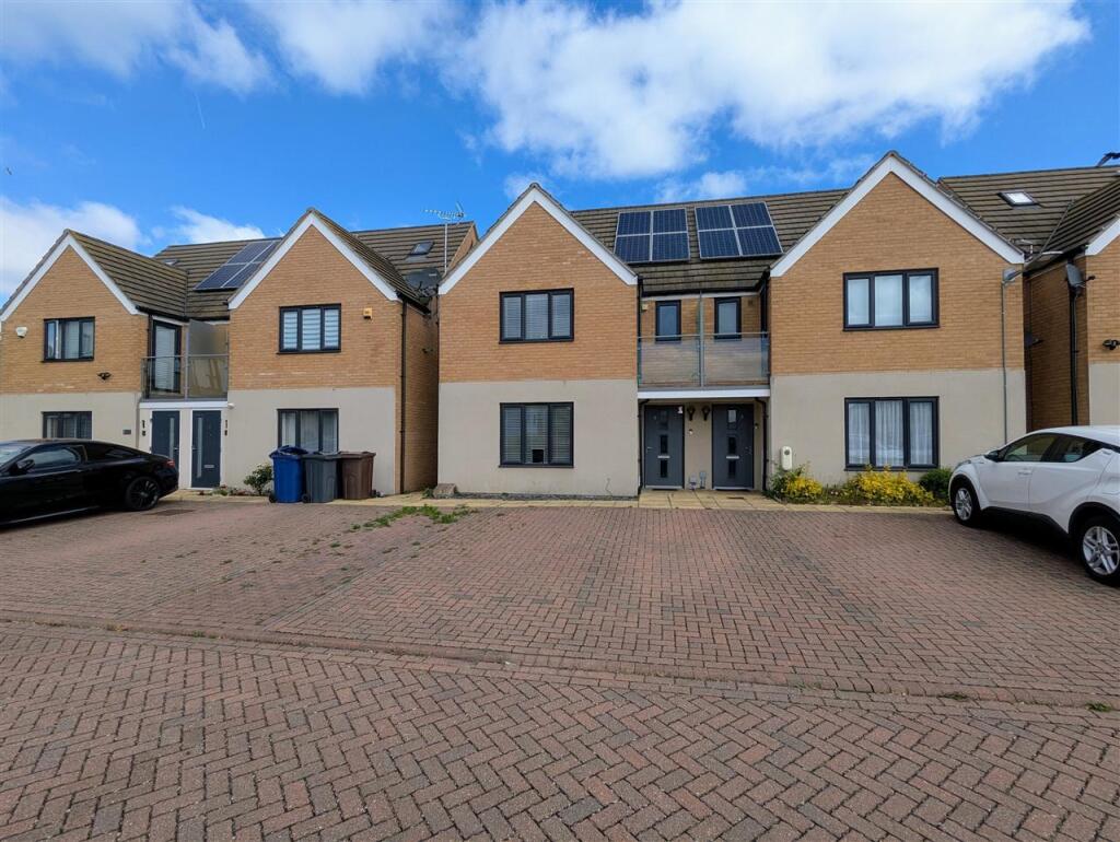 Main image of property: Sunliner Way, South Ockendon