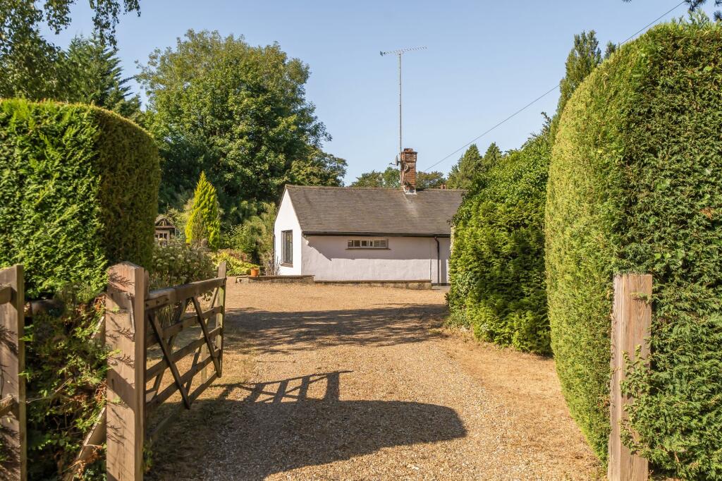 Main image of property: Station Road, Woldingham, CR3