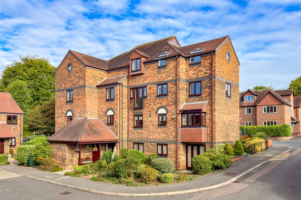 Main image of property: Belmont Hill, St. Albans, Hertfordshire, AL1