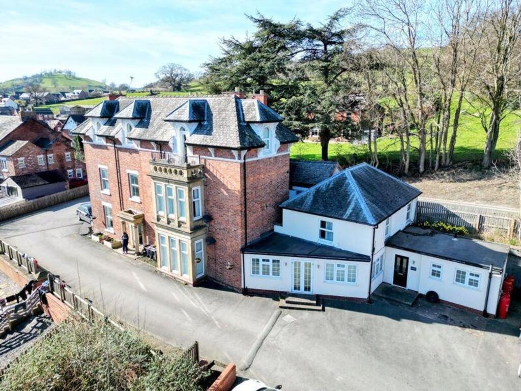 Main image of property: Vyrnwy House, Llansantffraid, SY22